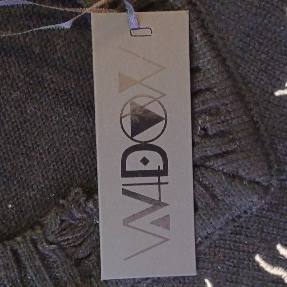 DOLLSKILL XL-XXL WIDOW BLACK VNECK LONG-SLEEVED SWEATER/PENTAGRAM CROSS - Picture 10 of 12